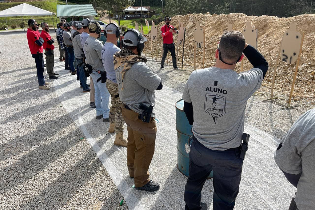 Combat Clube e Escola de Caça e Tiro Esportivo - 1ª Etapa da Copa COMBAT de  IPSC dia 27/03/21 Local: Clube de Tiro Antônio Boeing  (@clubedetiroantonioboeing) IPSC é uma sigla que significa